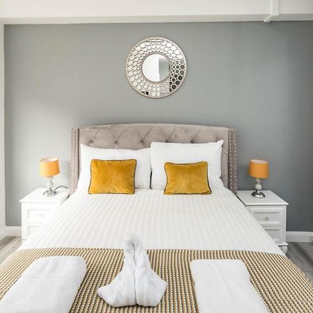 New Sleek & Modern Studio In The Heart Of Chelsea London Bagian luar foto